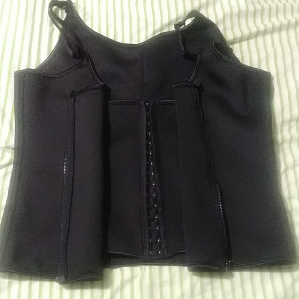 Waist trainer
